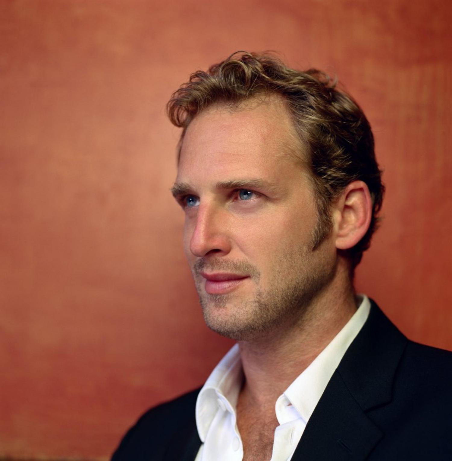 josh-lucas-2015