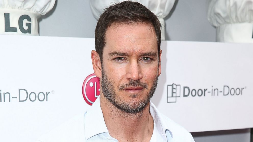 best-pictures-of-mark-paul-gosselaar